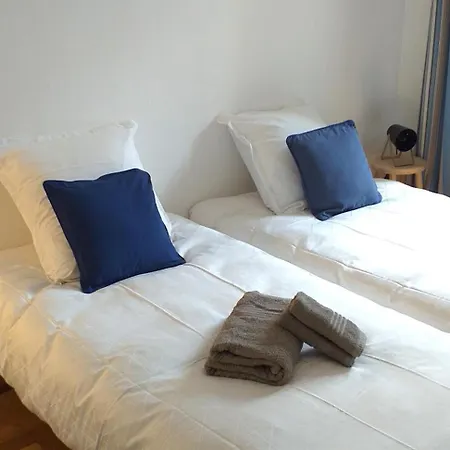 Au 13 : Fenetres Sur *