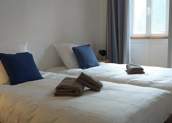 Au 13 : Fenetres Sur *